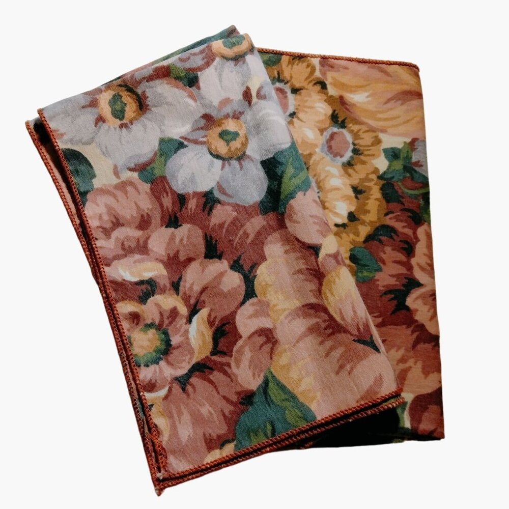 Pink Floral Print Fabric Napkins  15 x 15 Cottage Farmhouse Country Lot 4